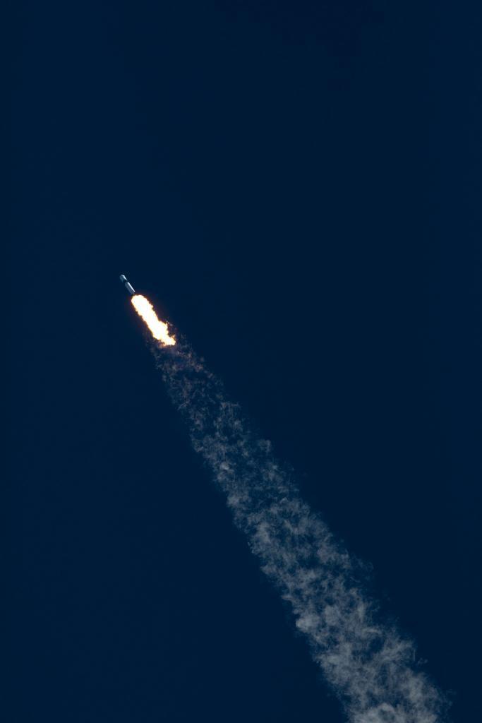 Ракета Маска впала в океан, але залишилася без ушкоджень