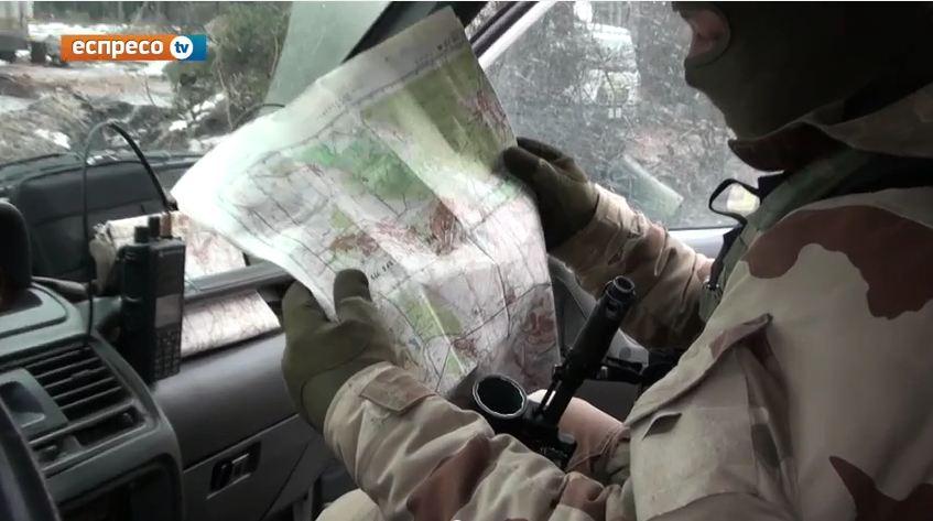 Боєць групи спецпризначення 8-го хмельницького полку на бойовому завданні