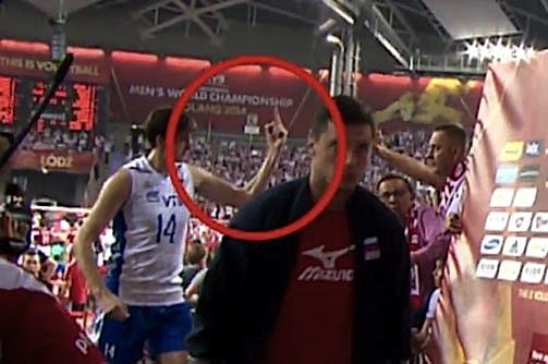 Під час чемпіонату світу-2014 російські волейболісти демонстрували свою "культуру" вболівальникам
