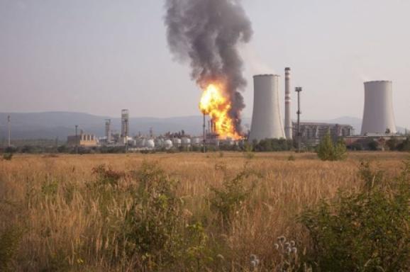 Вибух на нафтопереробному заводі у Чехії