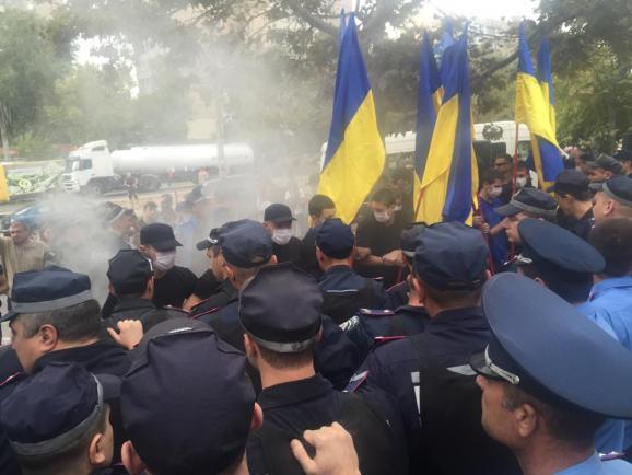 митинги возде суда в Одессе