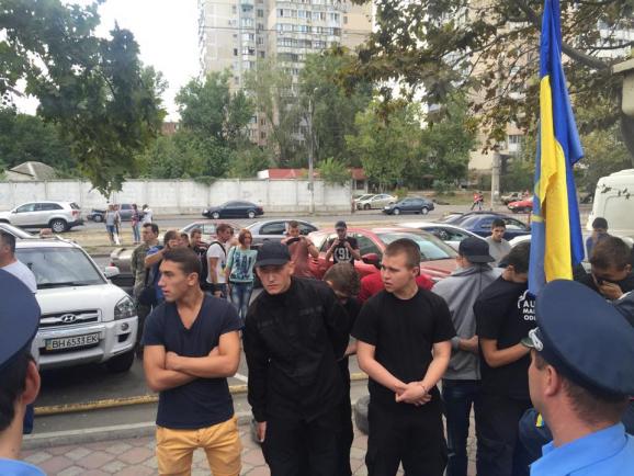 митинги возде суда в Одессе