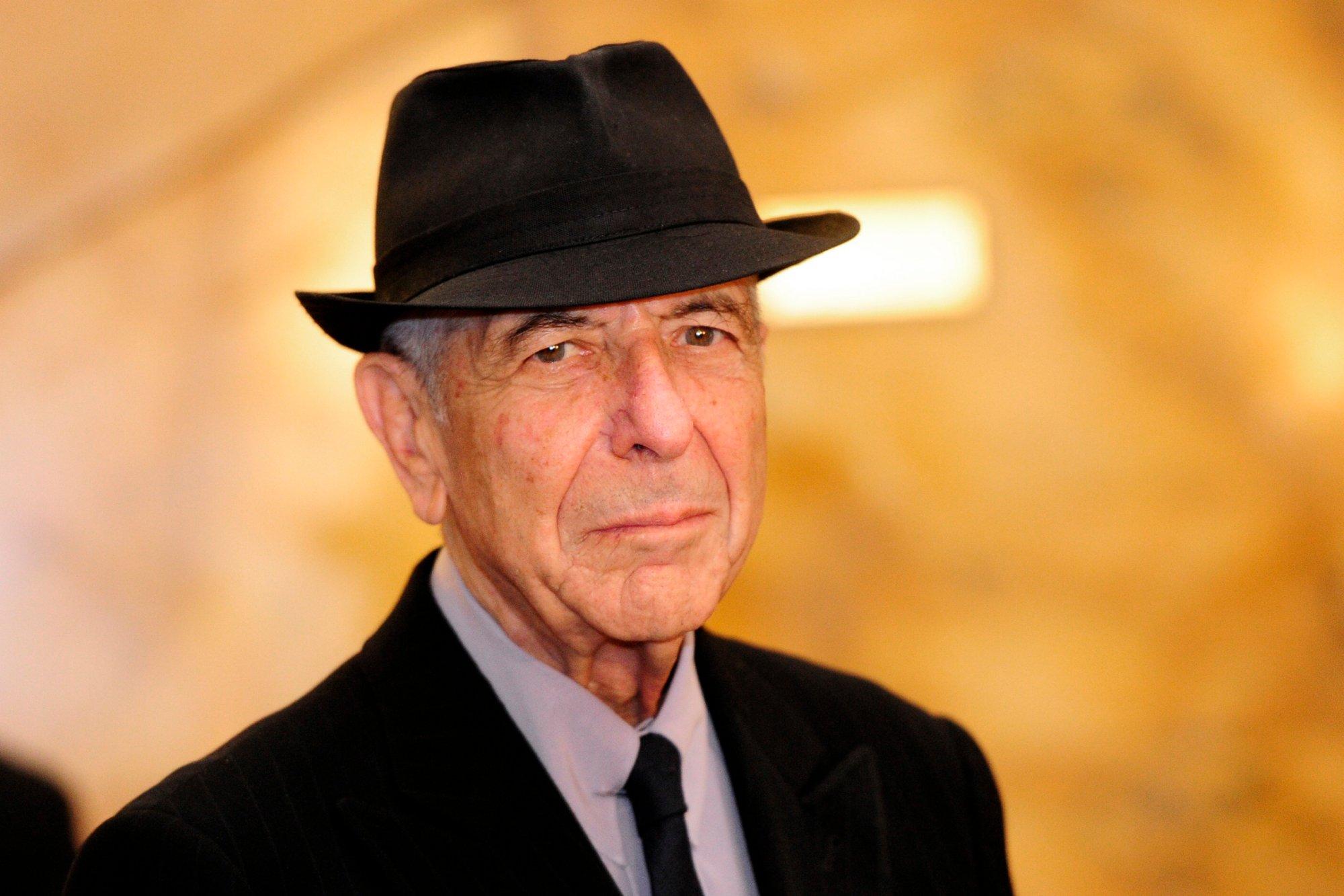 Музыка леонарда коэна. Леонард Коэн. Leonard Norman Cohen,. Леонард Коэн фото. Леонард кот Леонард.