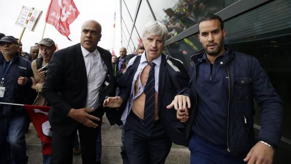 забастовщики побили руководителей Air France