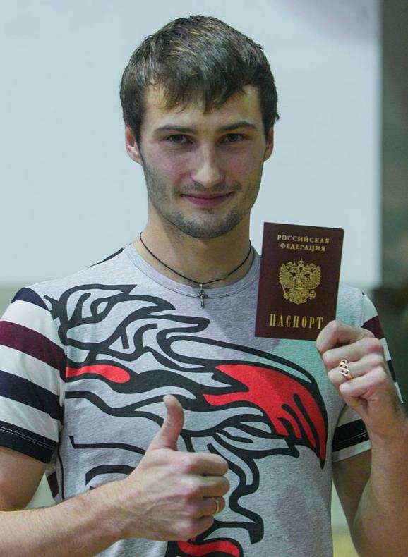 Як український чемпіон радіє російському паспорту - фото 1