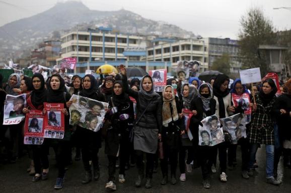 марш протеста хазарейцев в Кабуле Афганистан