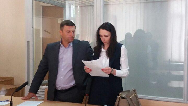 Курята з адвокатом