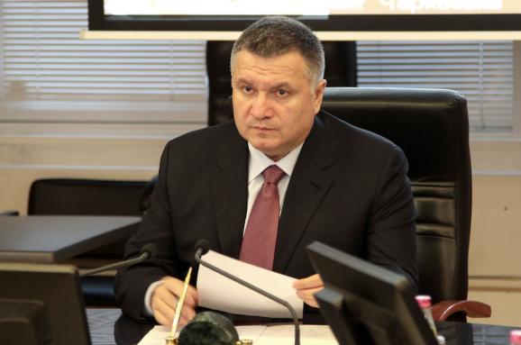 Ситуація з міжнародним розшуком Парасюка — провокація Росії, — Аваков