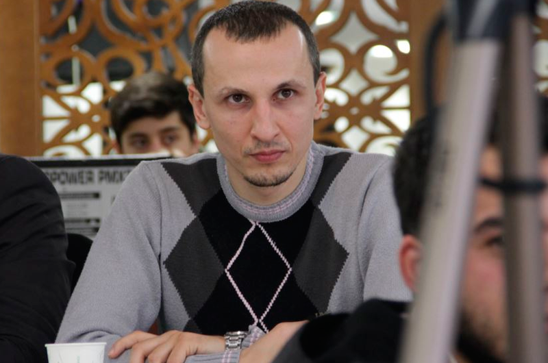 Сервер Мустафаев