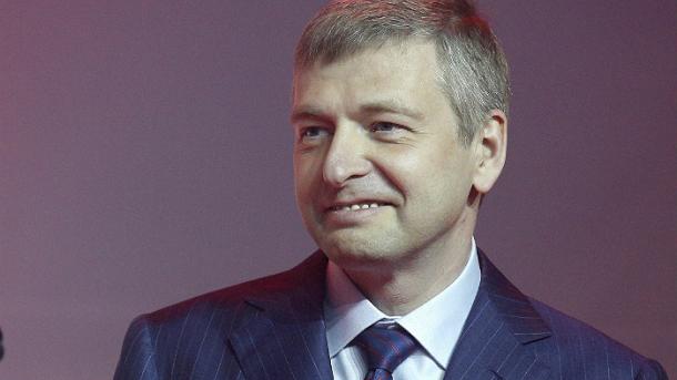 Задержанный в Монако российский миллиардер сбежал в Москву Задержанный в Монако российский миллиардер сбежал в Москву