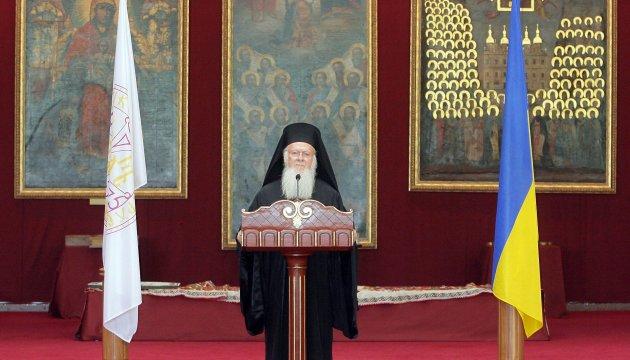 На фото Константинопольський патріарх Філарет