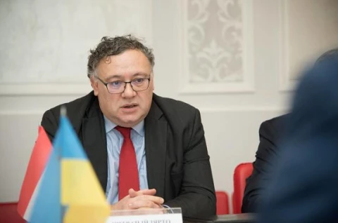 Іштван Ійдярто