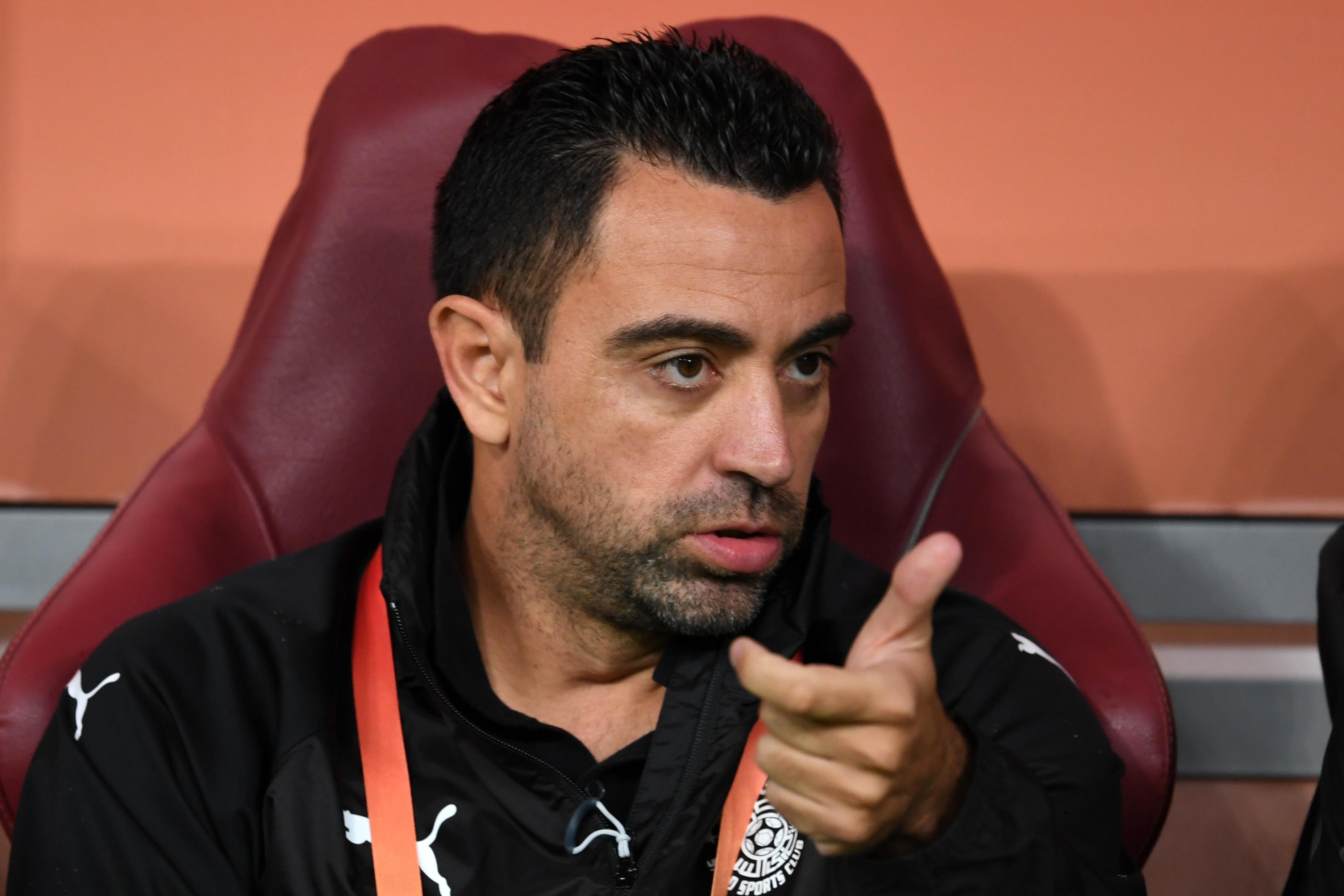 Барселона новый тренер. Хави. Хави испанский футбольный тренер. Xavi. Xavi coach.