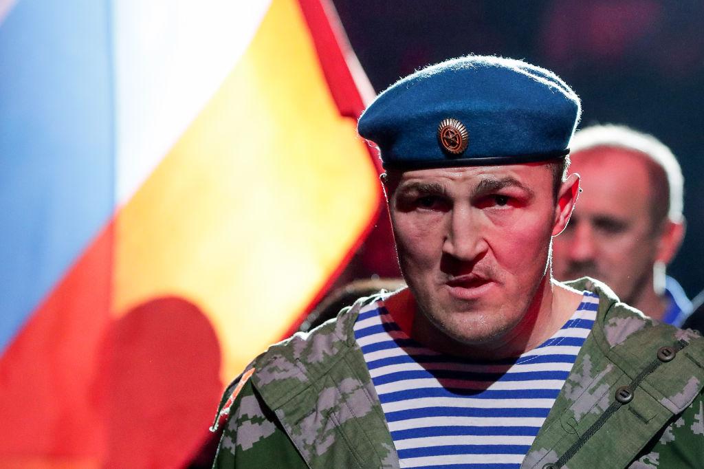 Американцы украли. Лебедев боксёр где служил.
