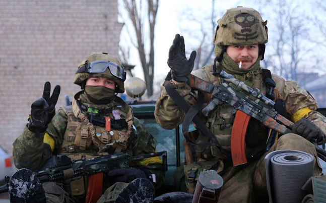 Українські воїни-добровольці з "Азову"