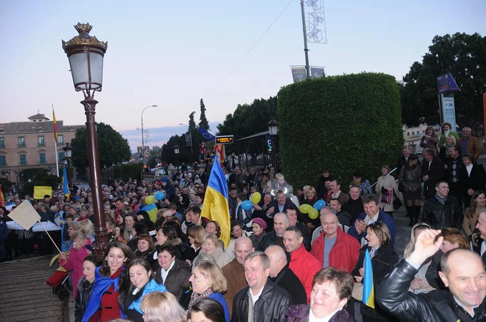Українці в Іспанії мітингують щодня