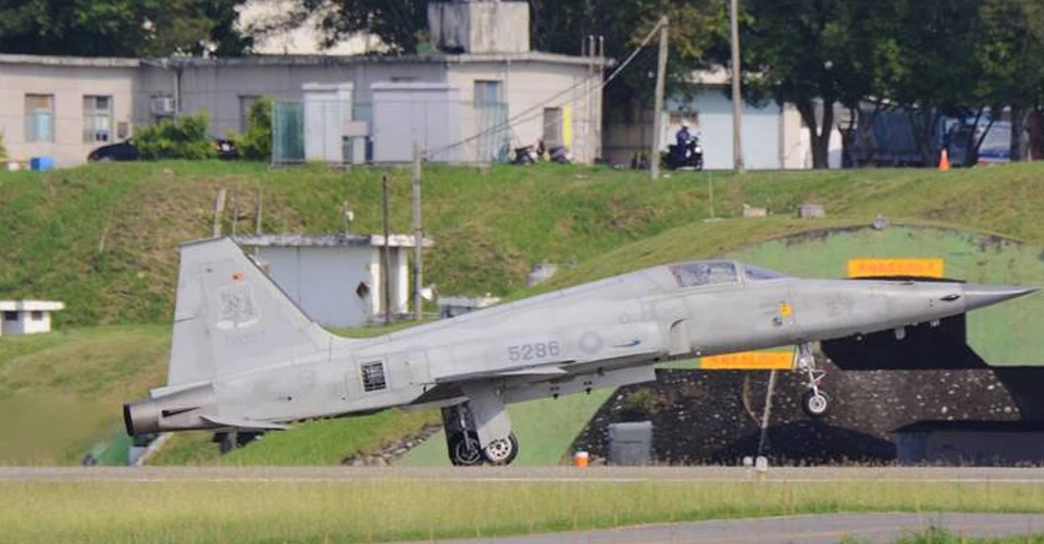 Истребитель F-5E