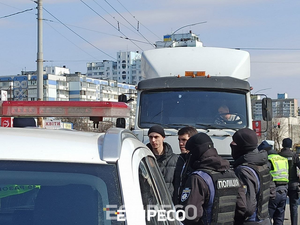 аварія на Маяковського