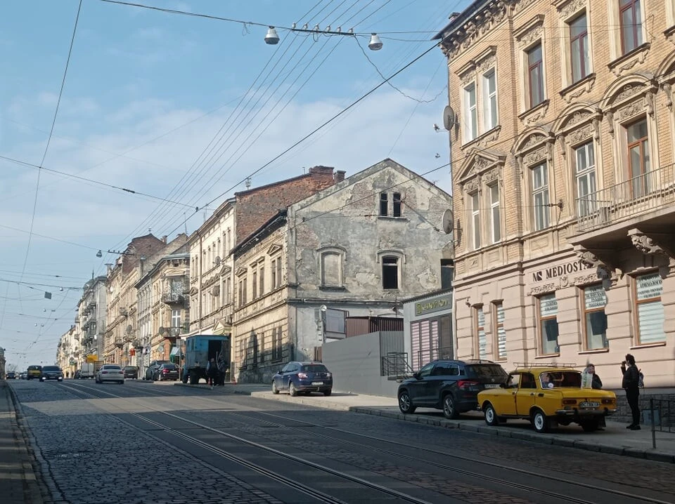 паркування у Львові