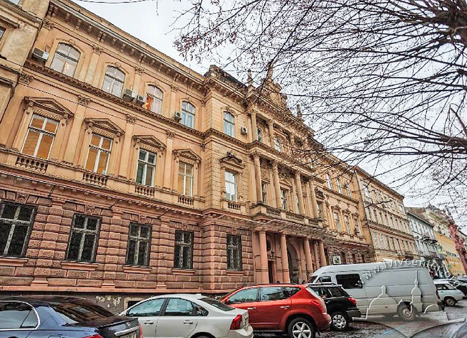 приміщення у Львові