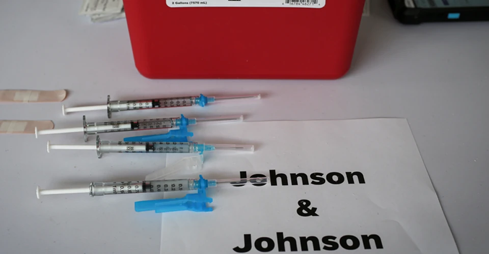 Johnson & Johnson вакцина