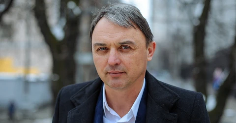 Игорь Лапин