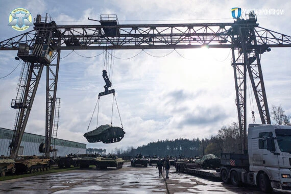 Збройні сили отримали партію відновлених БМП-2