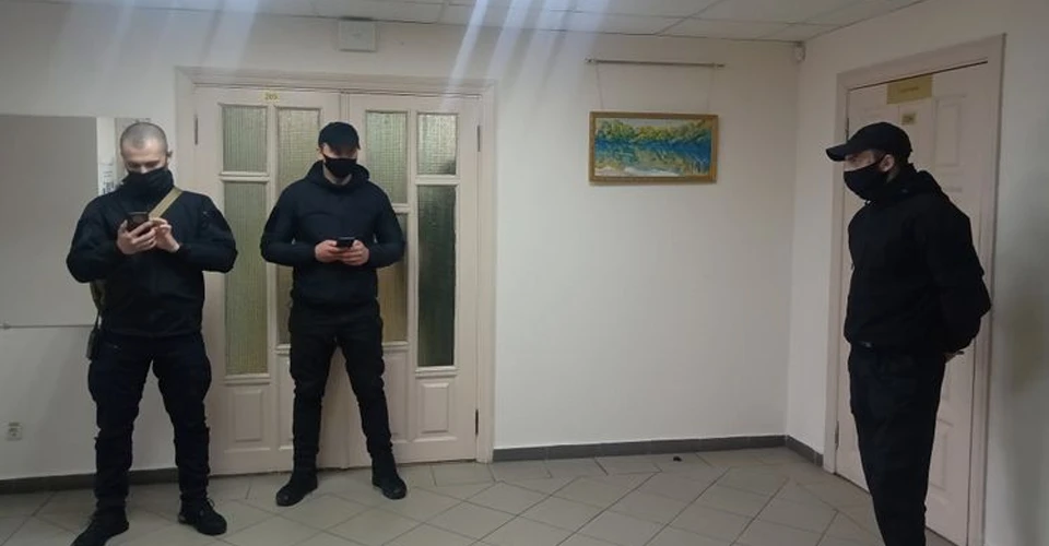 захист дисертації Киви