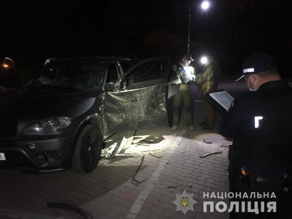 В Івано-Франківську внаслідок пострілу з РПГ вибухнув автомобіль
