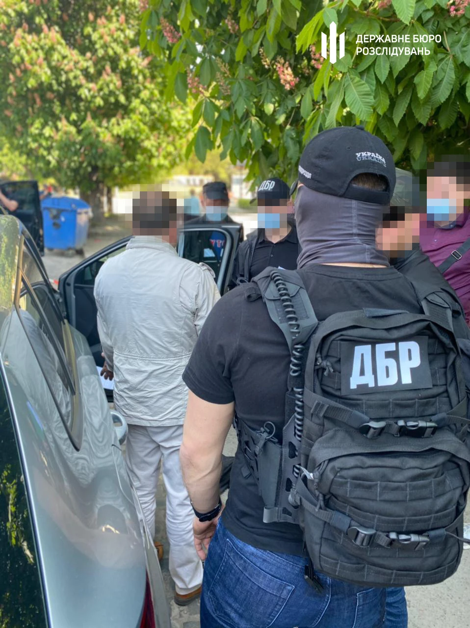 ГБР задержало на взятке в 180 тыс. грн двух налоговиков