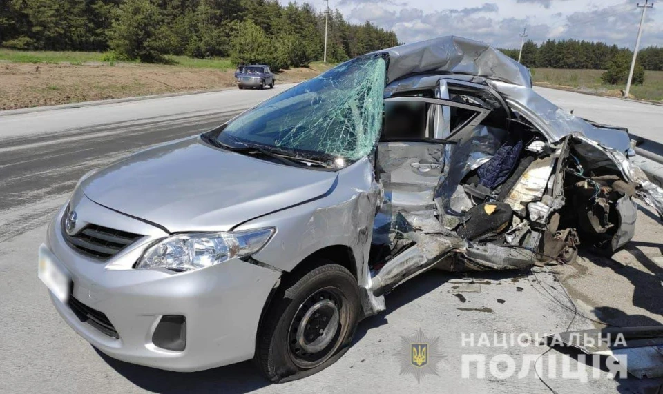 На Полтавщині зіткнулися легковик та вантажівка: загинули два журналісти