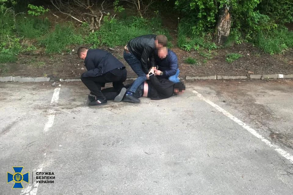 затримання поліцейського