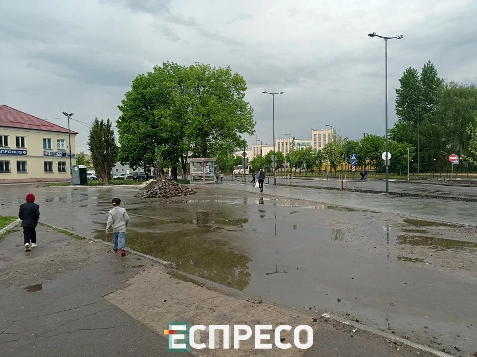 калюжі у Львові