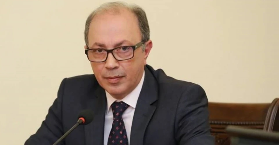 Ара Айвазян