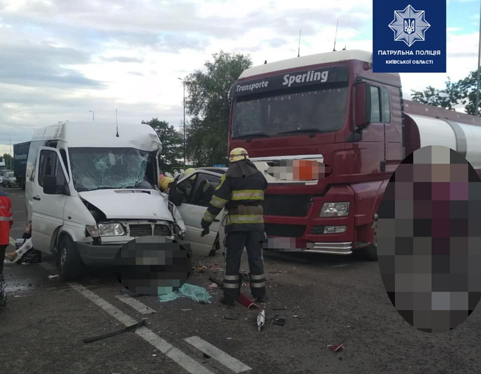 На автодорозі М–05 Київ – Одеса сталася ДТП