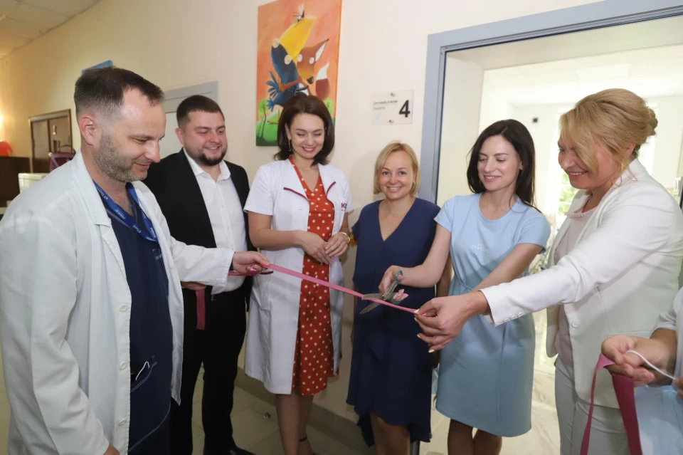 відремонтована палата в охматдиті