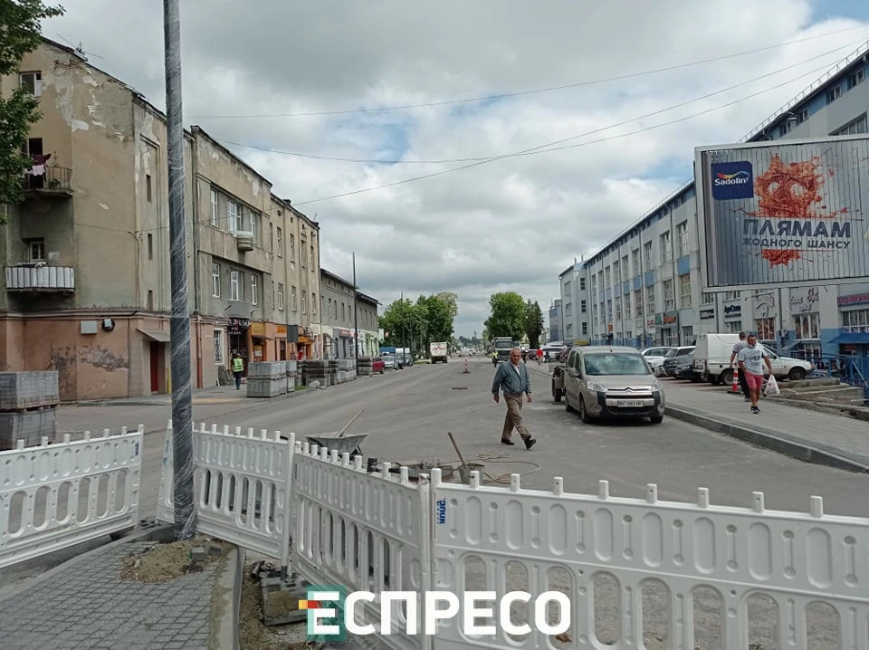 ремонт вулиці богдана хмельницького