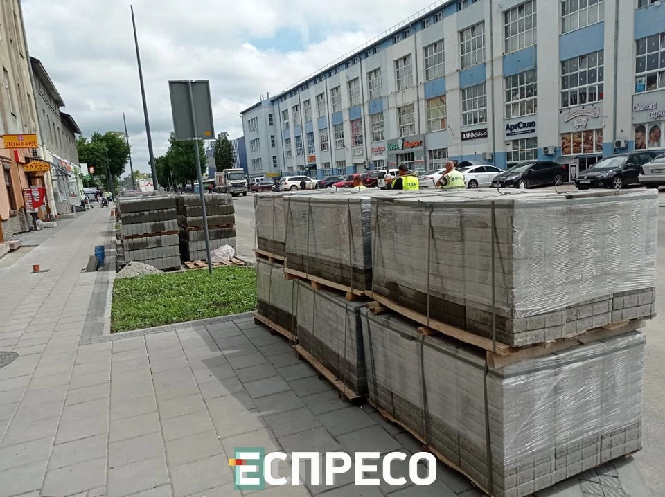 ремонт вулиці богдана хмельницького