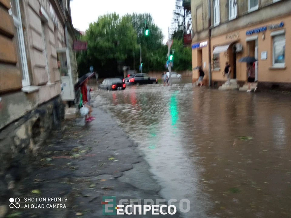 буревій у Львові