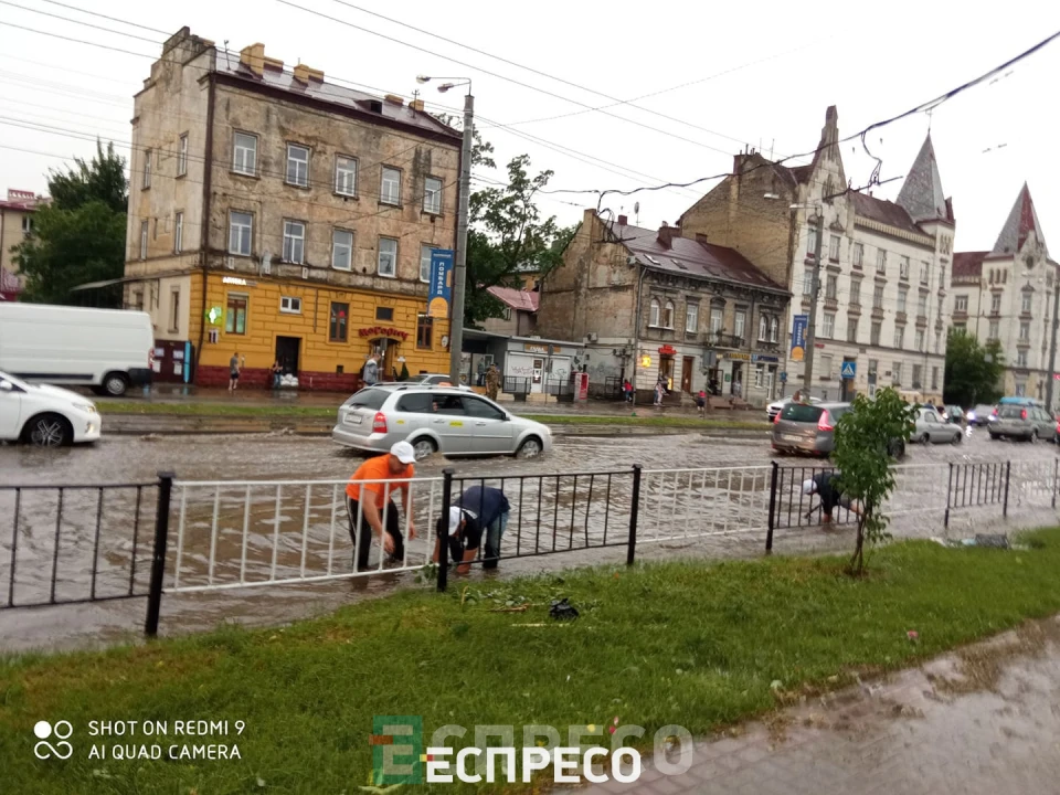 буревій у Львові