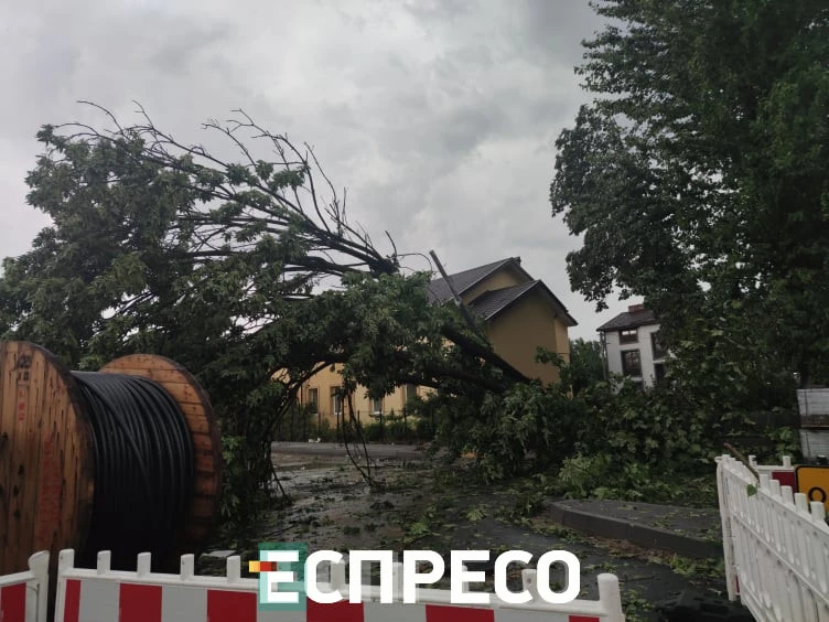 буревій у Львові