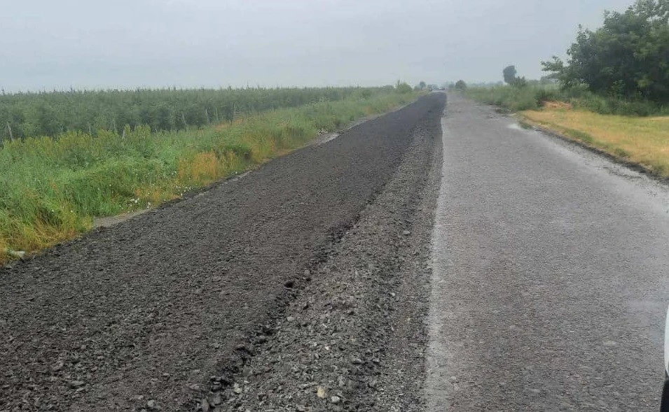 ремонт автомобільної дороги Золочів – Красне