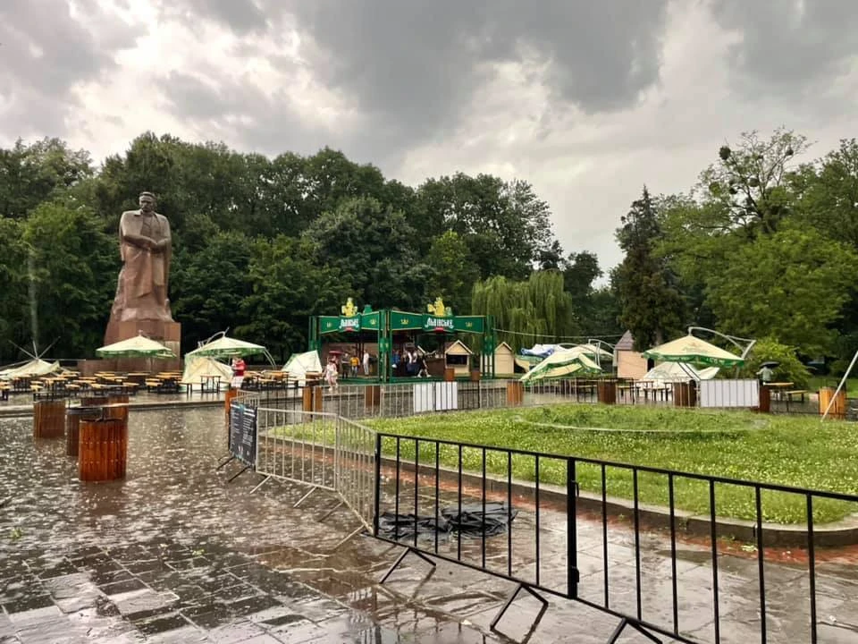буревій у львові
