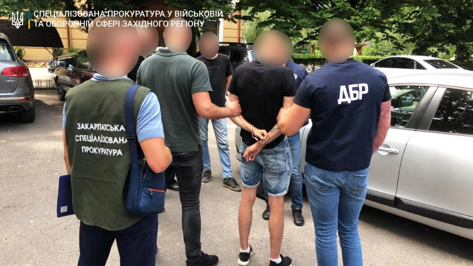 прикордонника взяли на хабарі