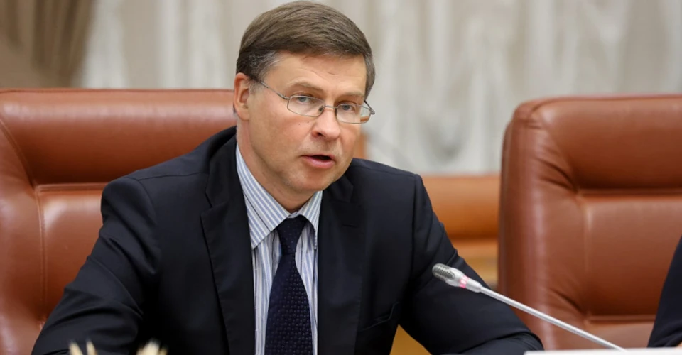 Валдіс Домбровскіс