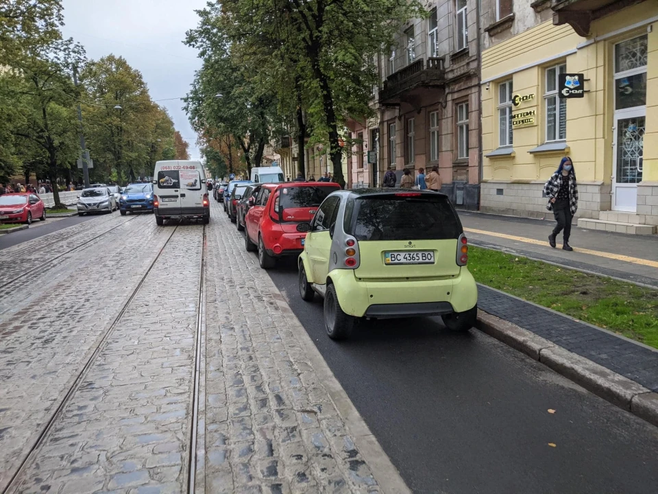 велосипедна доріжка у львові