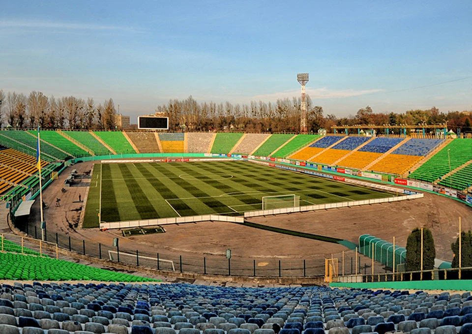 Стадіон "Україна"