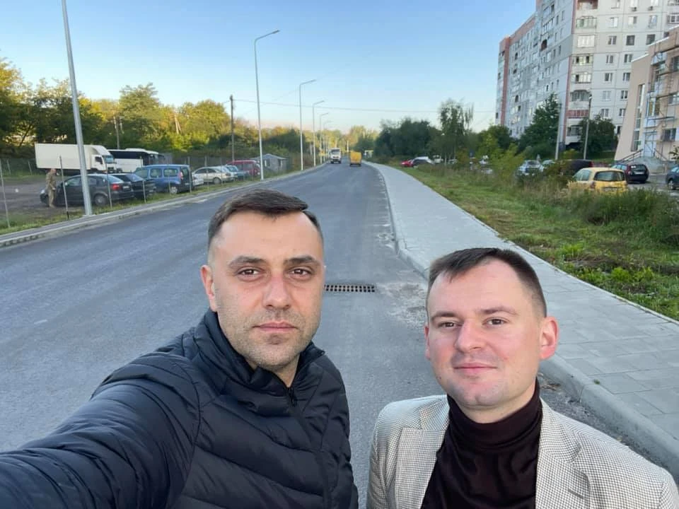 дорога, вул. Миколайчука