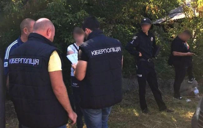 На Луганщині зловмисник підробляв COVID-тести для жителів ОРДЛО
