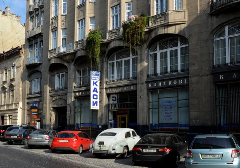 вулиця Гнатюка у Львові